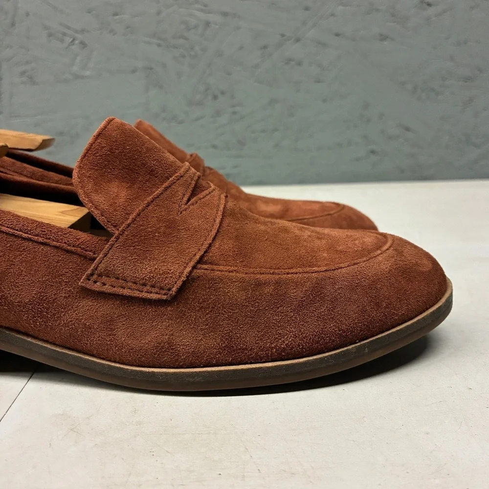 Clarks Suede Penny Loafer Shoes Womens Size 8.5 Brown Comfort Slip On Casual